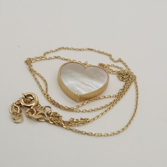 14k Yellow Gold Mother Of Pearl Heart Pendant Necklace 18" - Picture 7 of 9